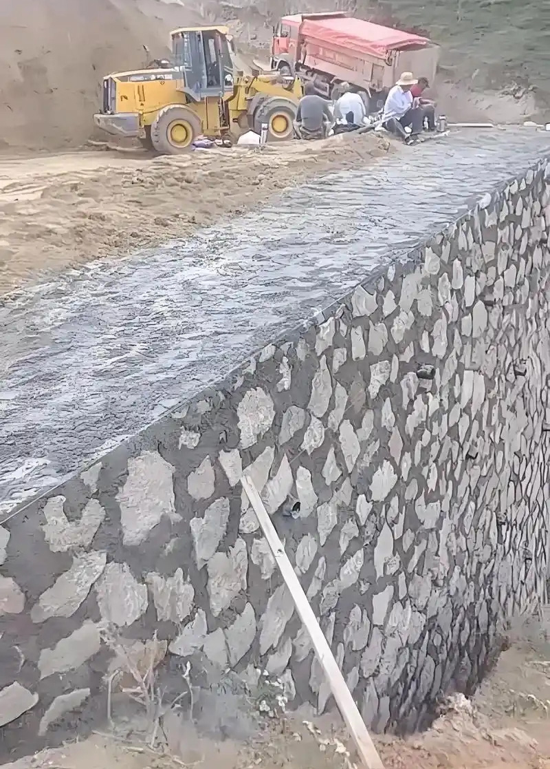 郑州中牟县边坡加固